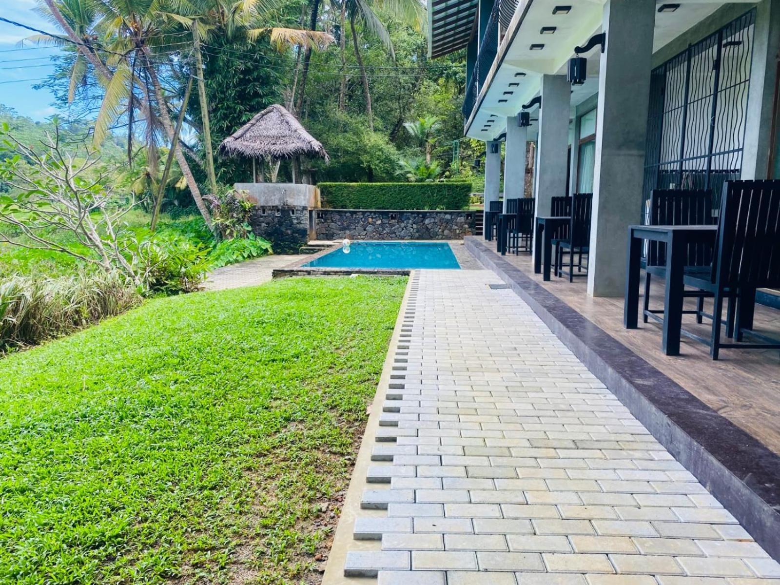 Superior Family Rooms Rice Field View & Pool